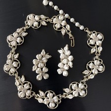 Vintage Tom Dourado Assinado Kramer Branco Thermoset Link Colar e Brinco Clipe MCM comprar usado  Enviando para Brazil