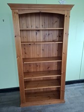 Pine bookcase for sale Pine bookcase for sale  COALVILLE