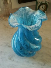 Vase torsadé verre d'occasion  Le Luc