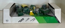 ERTL 1/64 JOHN DEERE MÁQUINAS AGRÍCOLAS TRATOR E CONJUNTO DE IMPLEMENTOS #5514 - NA CAIXA comprar usado  Enviando para Brazil