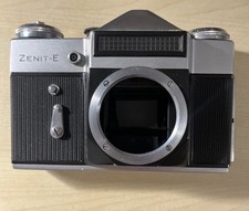 Zenit macchina fotografica usato  Pontedassio