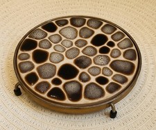 Vintage década de 1960 - Trivet Hot Plate – Design de seixo de esmalte de lava. Base de madeira e metal comprar usado  Enviando para Brazil