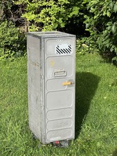 Lufthansa Flugzeugtrolley, ATLAS, Half Size Waste Trolley gebraucht *Cleaned* comprar usado  Enviando para Brazil