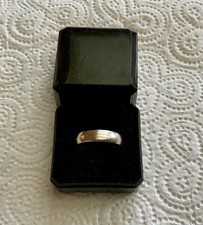 Chunky platinum wedding for sale  SOUTHEND-ON-SEA