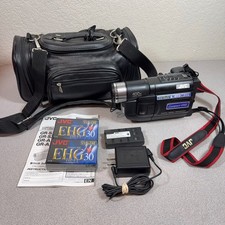 Pacote de câmera de vídeo JVC compacta VHS-C 400x zoom GR-AXM230U TESTADO boa transferência comprar usado Pacote de câmera de vídeo JVC compacta VHS-C 400x zoom GR-AXM230U TESTADO boa transferência comprar usado  Enviando para Brazil