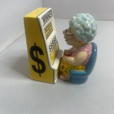 Agitadores magnéticos de sal e pimenta para máquina caça-níqueis de cassino 3,75" Queen Grandma comprar usado  Enviando para Brazil