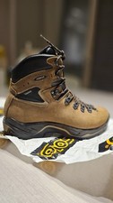 Scarpa asolo trekking usato  Coriano