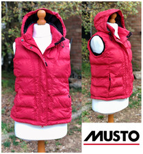 Musto gilet raspberry for sale Musto gilet raspberry for sale  TUNBRIDGE WELLS