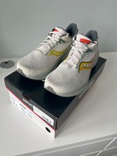 Saucony triumph men for sale  GREENFORD