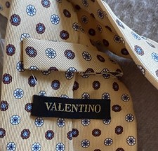 Cravatta valentino usato Cravatta valentino usato  Segrate