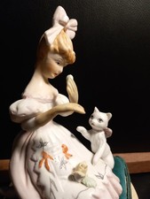 Figurine porcelaine jeune d'occasion  Labruguière
