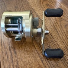 Usado, Molinete de pesca SHIMANO CALCUTTA TE201 TE 201 CANHOTO comprar usado  Enviando para Brazil