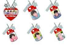 conjunto de 6 - ONE DIRECTION colares de metal charme dogtag produtos oficiais comprar usado  Enviando para Brazil