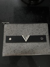 Louis vuitton pochette d'occasion  Expédié en Belgium