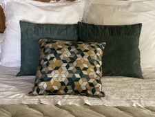 Coussins decoration velours d'occasion Coussins decoration velours d'occasion  Bourg-de-Péage