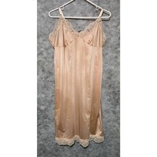 Vintage body chic for sale  Kearney