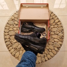 Size 7.5 nike for sale  ILFORD