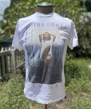 Camiseta Selena Gomez Revival Tour Gráfica Branca 2016 Tamanho Médio Datada comprar usado Camiseta Selena Gomez Revival Tour Gráfica Branca 2016 Tamanho Médio Datada comprar usado  Enviando para Brazil