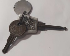 Coppia chiavi auto usato  Assemini