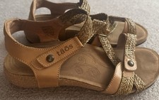 taos sandals 9 for sale taos sandals 9 for sale Oskaloosa