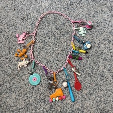 Colar de berloque de sino vintage dos anos 80 com 13 berloques disco fone de ouvido tênis Coca Cola comprar usado  Enviando para Brazil