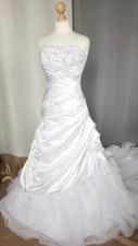 Bellissimo abito sposa usato  Spedire a Italy