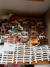 Large lot farmyard for sale  Arena