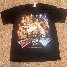 Camiseta WWE Raw Smack Down Wrestling 2005 Youth L Wrestlemania 22 Cena Undertake comprar usado  Enviando para Brazil