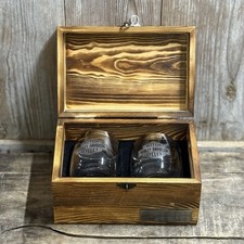 Conjunto de 2 copos de uísque Harley‐Davidson Bar & Shield em caixa de madeira comprar usado  Enviando para Brazil