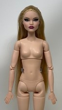 Boneca Barbie Styled By Design #1 Feita para Mover Corpo Híbrida NUDE Loira Claudette comprar usado  Enviando para Brazil