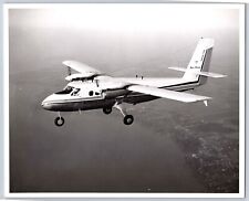 Avião De Havilland Canadá DHC-6 Twin Otter CF-UXP B&W 8x10 foto B4 comprar usado  Enviando para Brazil