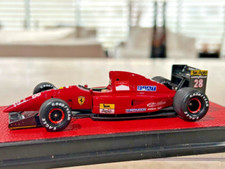 Usado, GP Replicas F1 1:43 I. Capelli Ferrari F92A em vitrine transparente acabamento em couro vermelho comprar usado  Enviando para Brazil