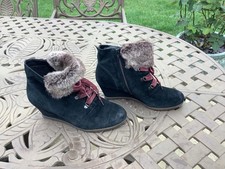 Clarks women suede for sale  BRENTWOOD