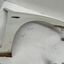 Parafango anteriore destro usato  Torre di Ruggiero