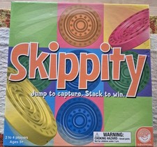 Jogo de damas Skippity 5 cores saltar/saltar 98/100 peças. Won't Affect Play, usado comprar usado Jogo de damas Skippity 5 cores saltar/saltar 98/100 peças. Won't Affect Play, usado comprar usado  Enviando para Brazil
