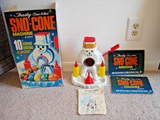 Vintage Hasbro Frosty The Snowman Snow-Cone Maker Machine Brinquedo Clássico 1967, usado comprar usado Vintage Hasbro Frosty The Snowman Snow-Cone Maker Machine Brinquedo Clássico 1967, usado comprar usado  Enviando para Brazil