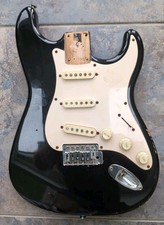 Squier Bullet Stratocaster - 20th Anniversary Edition (JF138M) Załadowany korpus czarny, używany na sprzedaż  Wysyłka do Poland