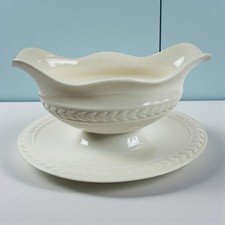 Lenox Fontaine Marfim Molho Barco Anexado Underplate EUA Vintage Em Relevo Louro comprar usado Lenox Fontaine Marfim Molho Barco Anexado Underplate EUA Vintage Em Relevo Louro comprar usado  Enviando para Brazil