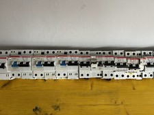 Lotto interruttori magnetoterm usato  Arzano