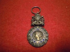 Médaille militaire républiqu d'occasion  Saint-Germain-lès-Corbeil