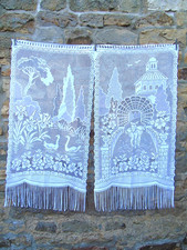 French pair white d'occasion  Combeaufontaine
