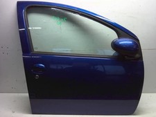 Porte droit toyota d'occasion  Cléguer