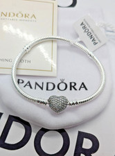 Pandora moments sparkling d'occasion  Expédié en Belgium