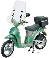 Parabrezza piaggio gilera usato  Napoli
