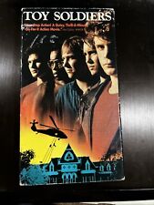 Toy Soldiers  VHS 1991 - Wil Wheaton, Sean Astin Blockbuster Video Rental Tested comprar usado  Enviando para Brazil