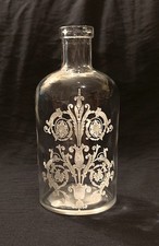 Lindo frasco de apocetário de vidro gravado 5 polegadas de altura, usado comprar usado Lindo frasco de apocetário de vidro gravado 5 polegadas de altura, usado comprar usado  Enviando para Brazil