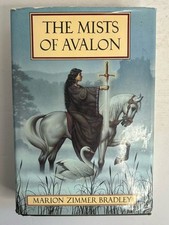 The Mists of Avalon by Marion Zimmer Bradley Vintage Hardcover 1982 HC/DJ comprar usado  Enviando para Brazil