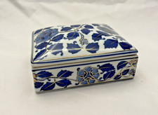 Caixa de cômoda de porcelana com tampa chinesa azul e branca com detalhes dourados, vintage em excelente estado usado comprar usado  Enviando para Brazil