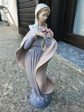 Madonna lladro ceramica usato  Vaprio d'Agogna