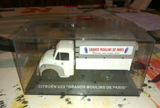 Camion camionnette publicitair d'occasion  Gençay